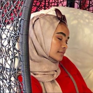Meet your Posher, Syeda